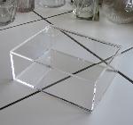 Boîte en plexiglas 240