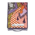 Boîte derrière la porte pour les foulards - Foulards à mon cou